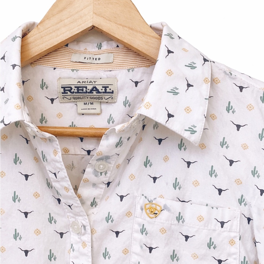 Ariat REAL Button Down Shirt Western Cactus Longhorn Print M Fitted - Picture 2 of 7